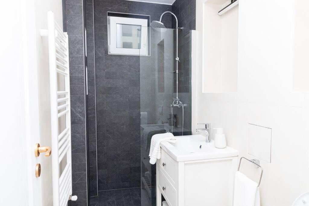 Enescu 3 City Center Flat Тимишоара Экстерьер фото